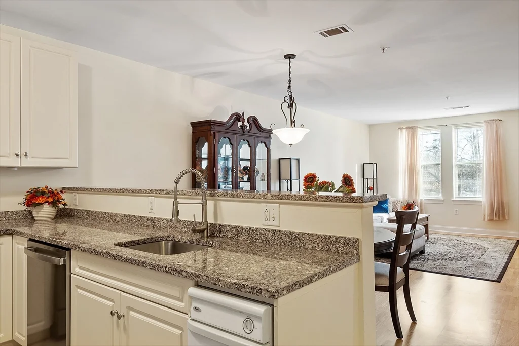 1 bed, 1 bath apartment for rent at 3 Harvest Dr Unit 107, North Andover — photo 8 of 32