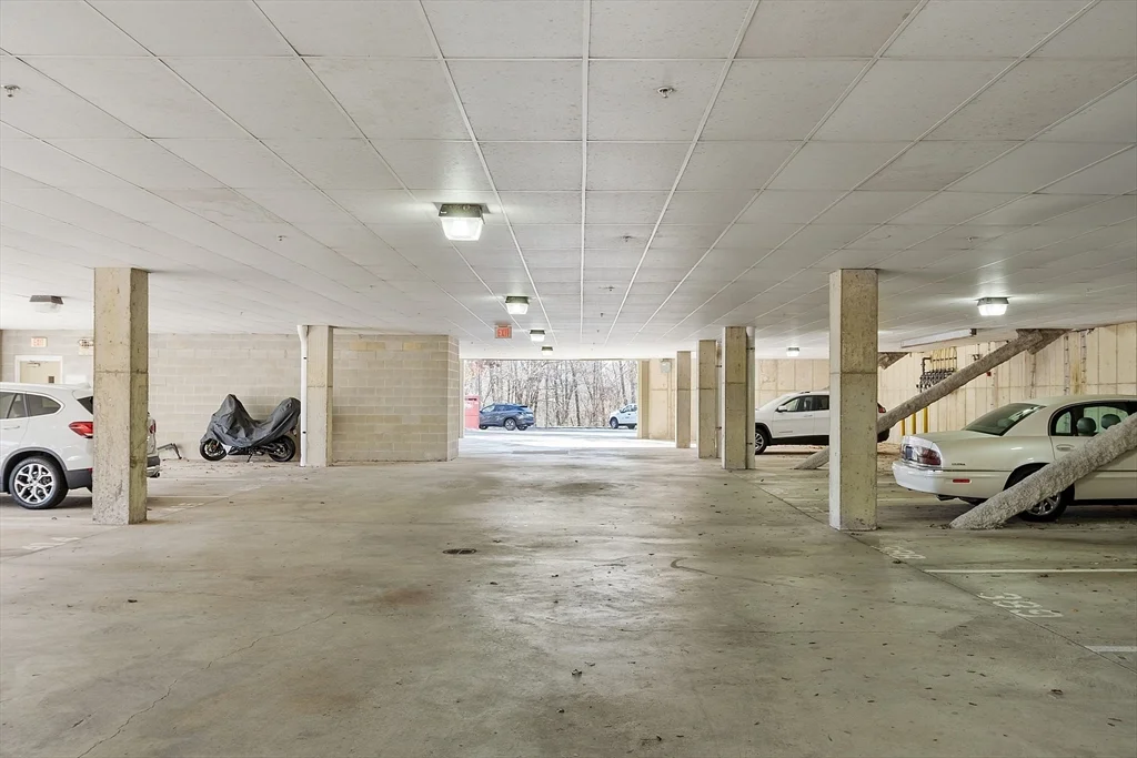 1 bed, 1 bath apartment for rent at 3 Harvest Dr Unit 107, North Andover — photo 4 of 32