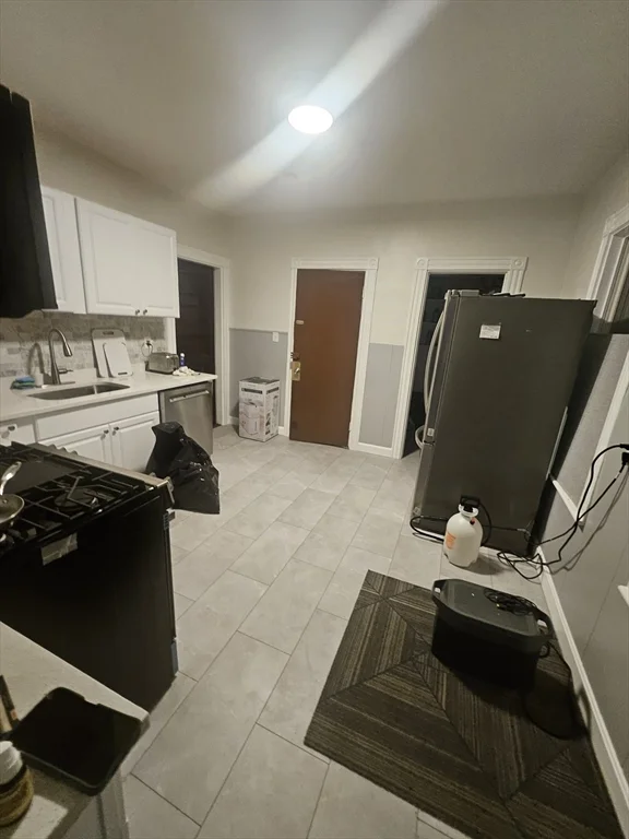 1 bed, 1 bath apartment for rent at 3 Haskell St Unit 2, Allston — photo 6 of 9