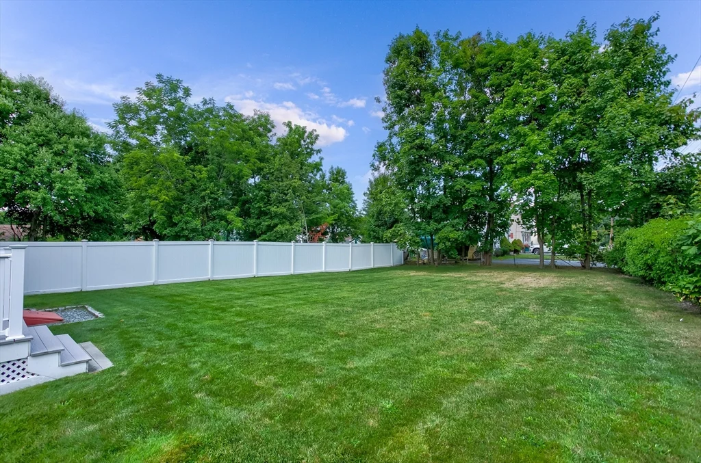3 bed, 2 bath apartment for rent at 3 Hawthorne St Unit 3, Woburn — photo 6 of 34