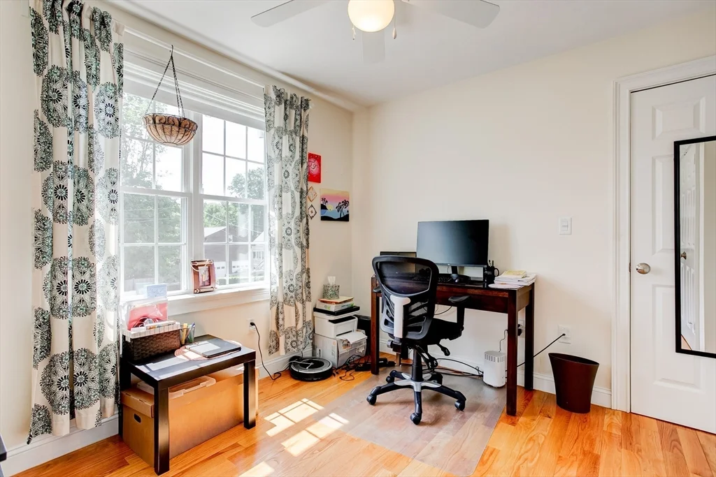 3 bed, 2 bath apartment for rent at 3 Hawthorne St Unit 3, Woburn — photo 32 of 34