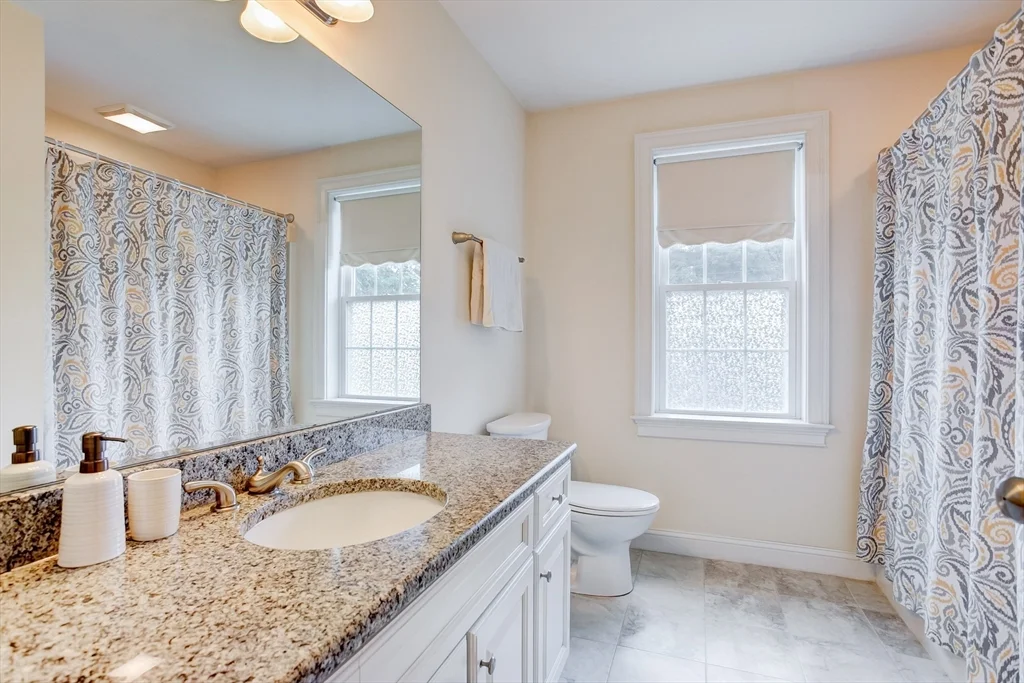 3 bed, 2 bath apartment for rent at 3 Hawthorne St Unit 3, Woburn — photo 30 of 34