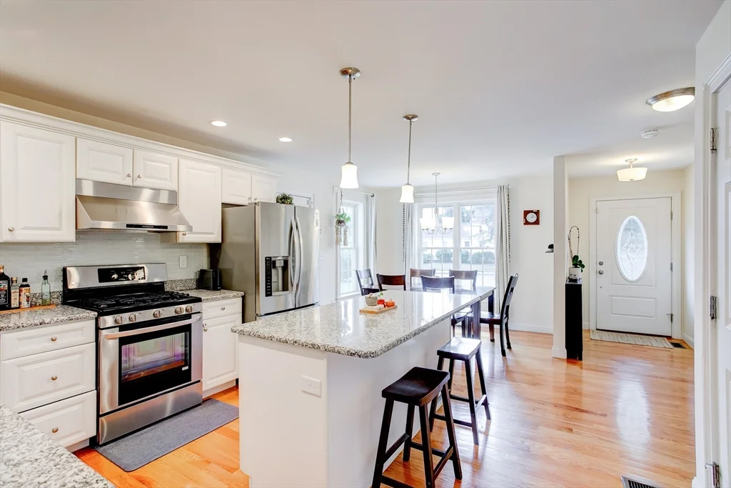 3 bed, 2 bath apartment for rent at 3 Hawthorne St Unit 3, Woburn — photo 16 of 34