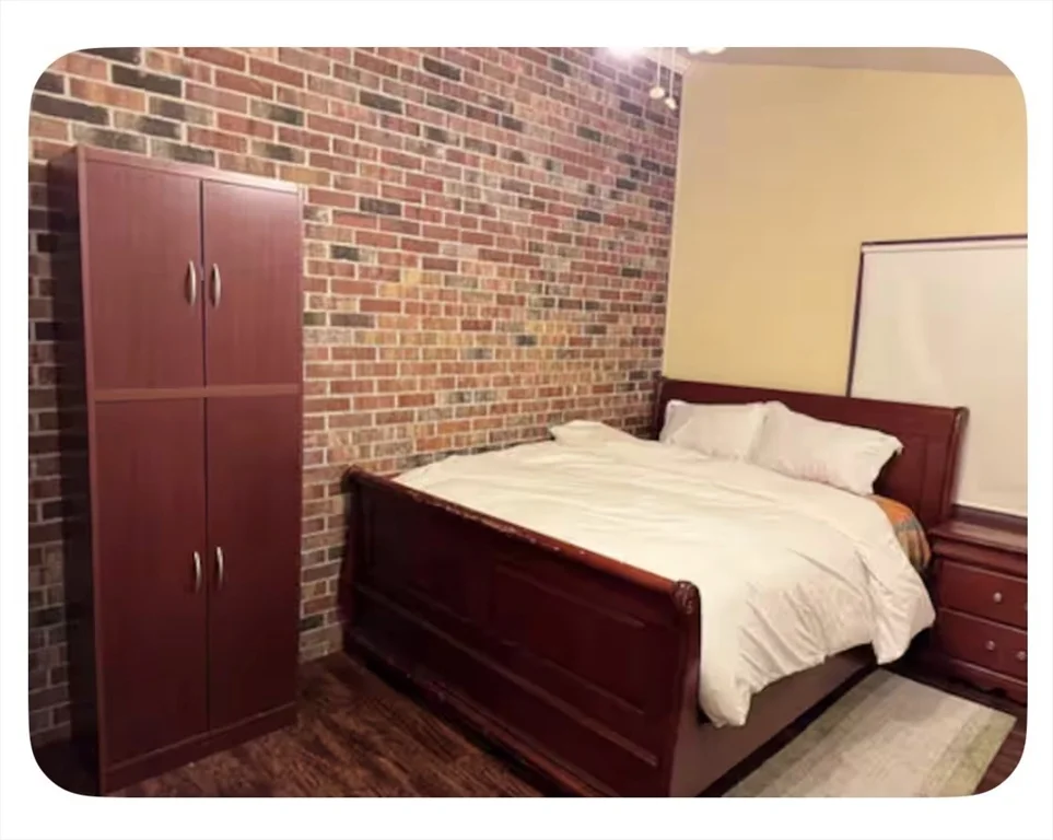 1 bed, 1 bath apartment for rent at 3 Hickory Ln Unit 2, Auburn — photo 4 of 13