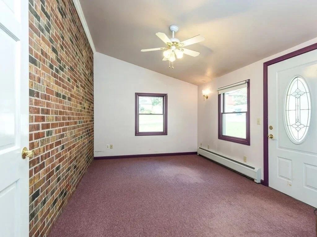 1 bed, 1 bath apartment for rent at 3 Hickory Ln Unit 2, Auburn — photo 2 of 13