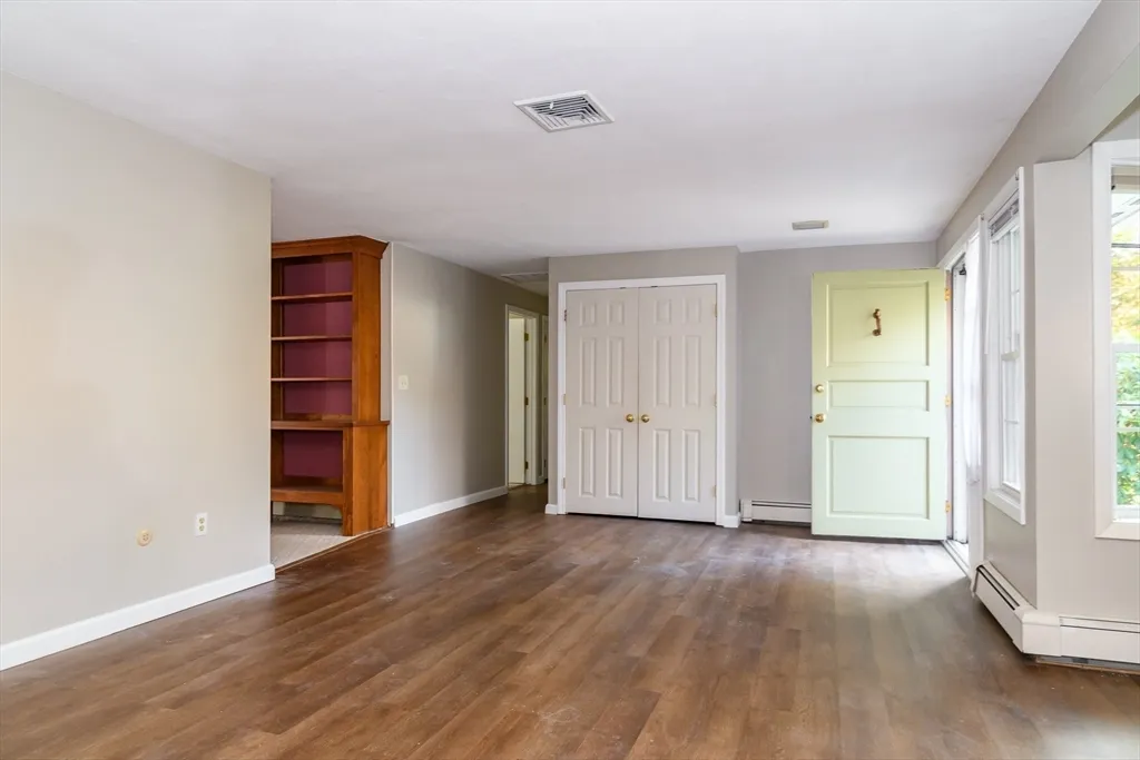 3 bed, 2 bath apartment for rent at 3 Hickory Ln Unit 3, Nobscot — photo 9 of 24