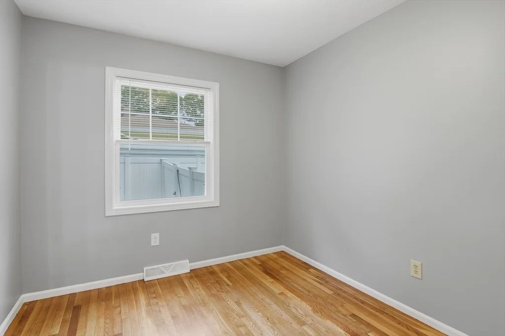 4 bed, 1 bath apartment for rent at 3 Hingham Rd Unit 1, Worcester — photo 22 of 35