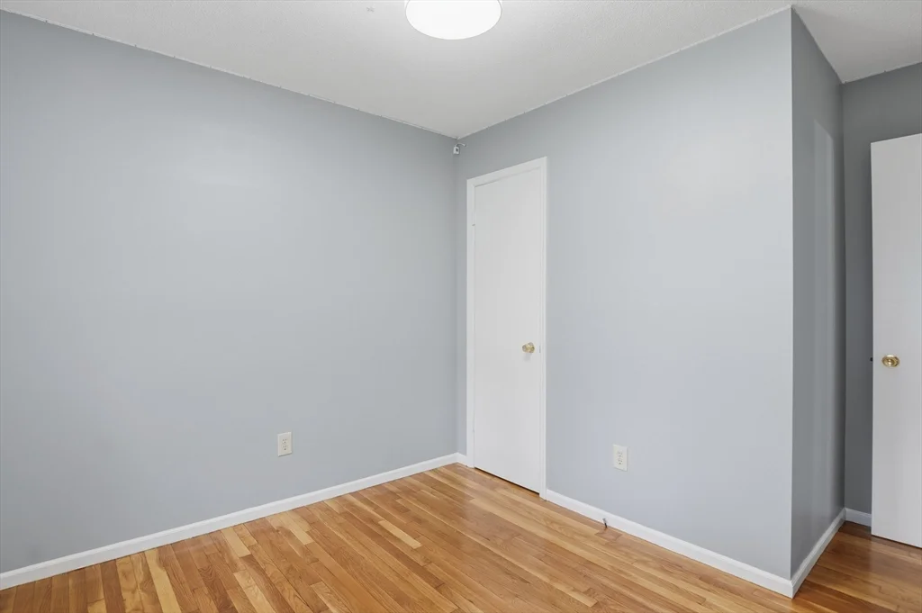 4 bed, 1 bath apartment for rent at 3 Hingham Rd Unit 1, Worcester — photo 25 of 35