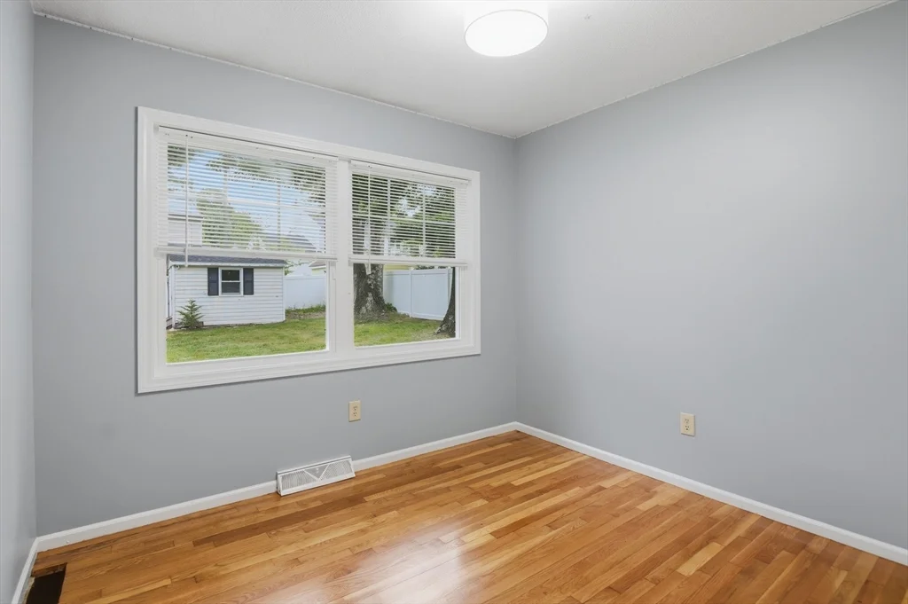 4 bed, 1 bath apartment for rent at 3 Hingham Rd Unit 1, Worcester — photo 24 of 35