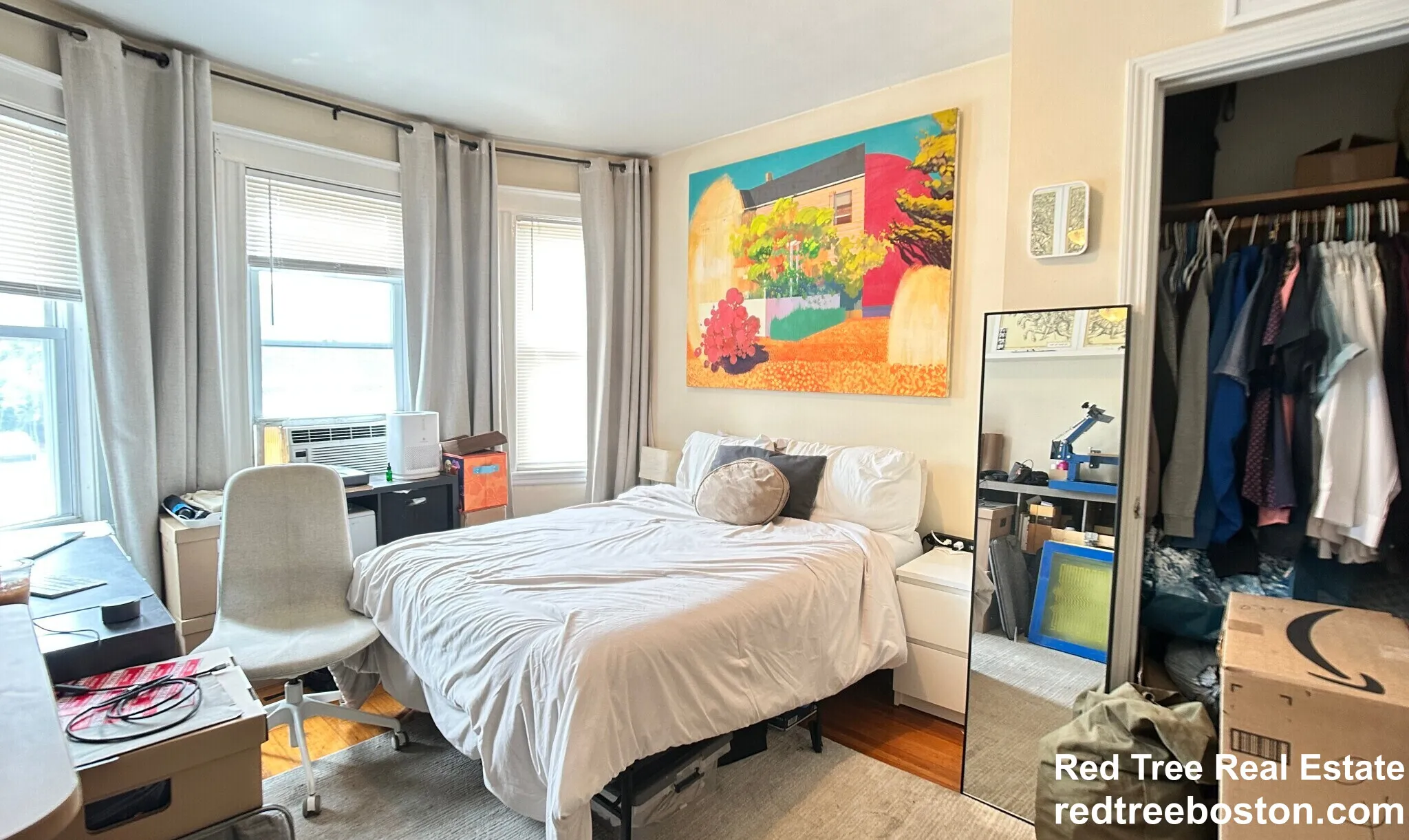 4 bed, 1 bath apartment for rent at 3 Holman St Unit 2, Allston — photo 5 of 10