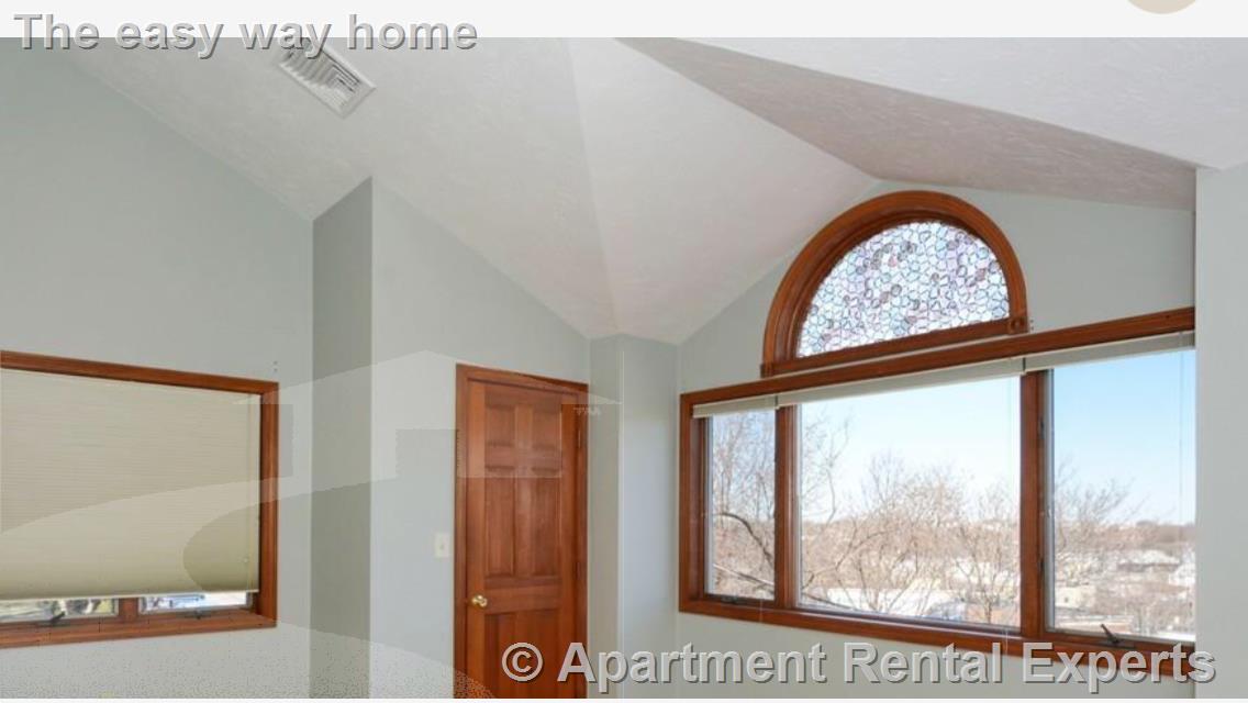 2 bed, 1 bath apartment for rent at 3 Jefferson Ave, Other — photo 2 of 12
