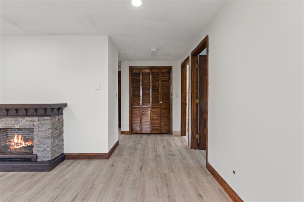 1 bed, 1 bath apartment for rent at 3 Jericho Rd Unit B, Woburn — photo 5 of 14