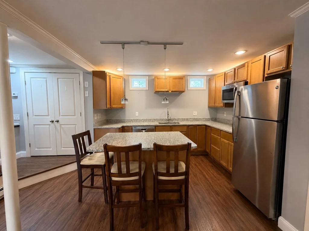 1 bed, 2 bath apartment for rent at 3 K Street Pl Unit 1/B, South Boston — photo 7 of 11