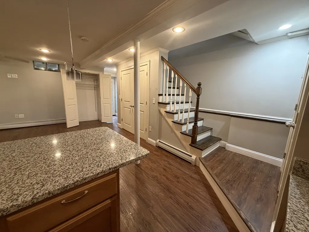 Studio bed, 1 bath apartment for rent at 3 K Street Pl Unit B, South Boston — photo 7 of 8