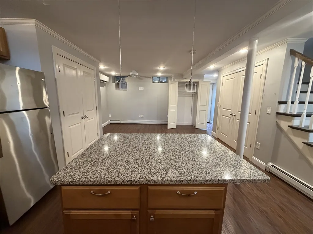 Studio bed, 1 bath apartment for rent at 3 K Street Pl Unit B, South Boston — photo 6 of 8