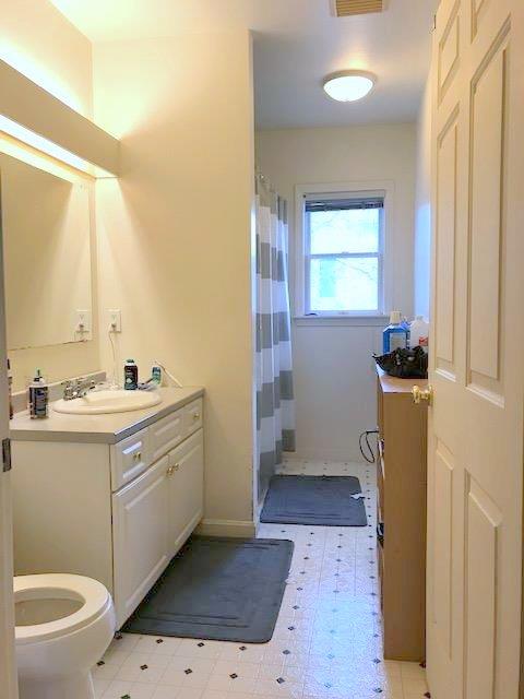 3 bed, 1 bath apartment for rent at 3 Kent Ct Unit 5, Ward Two — photo 17 of 21