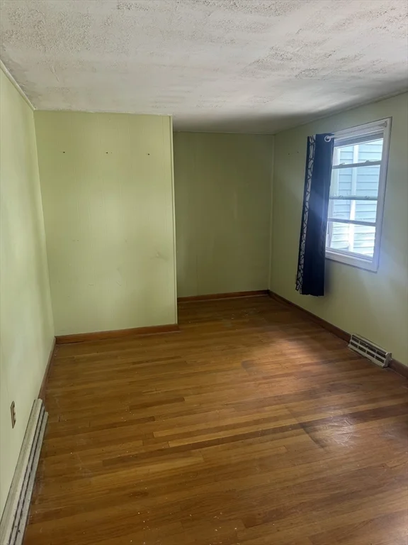 1 bed, 1 bath apartment for rent at 3 Kent Terr Unit 1, Saugus — photo 8 of 15