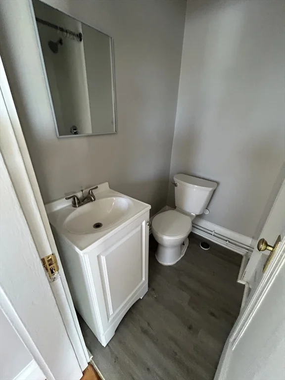1 bed, 1 bath apartment for rent at 3 Kingsley Unit 8, Lynn — photo 10 of 11