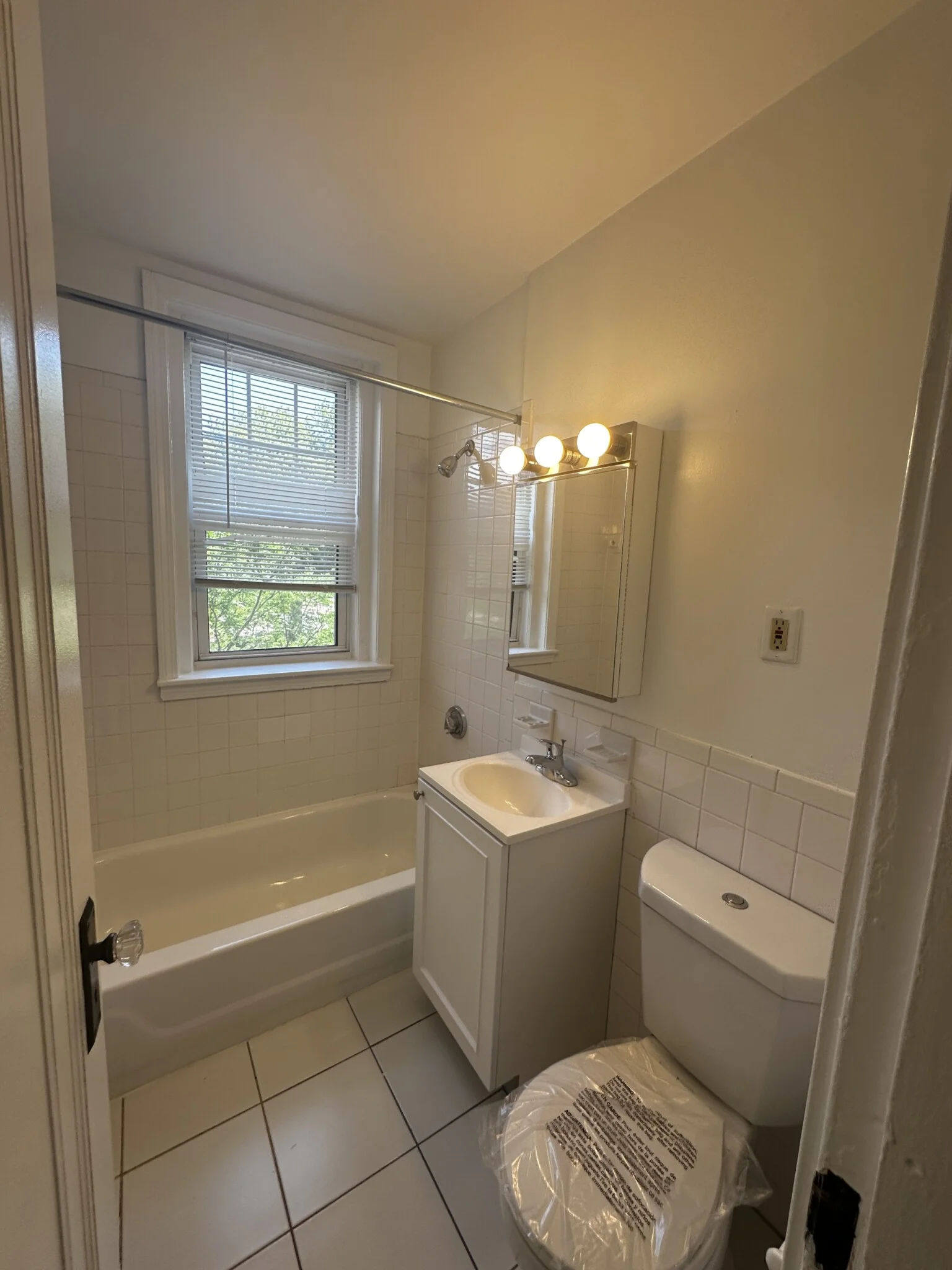 2 bed, 1 bath apartment for rent at 3 Langdon St Unit 21, Harvard Square — photo 9 of 12
