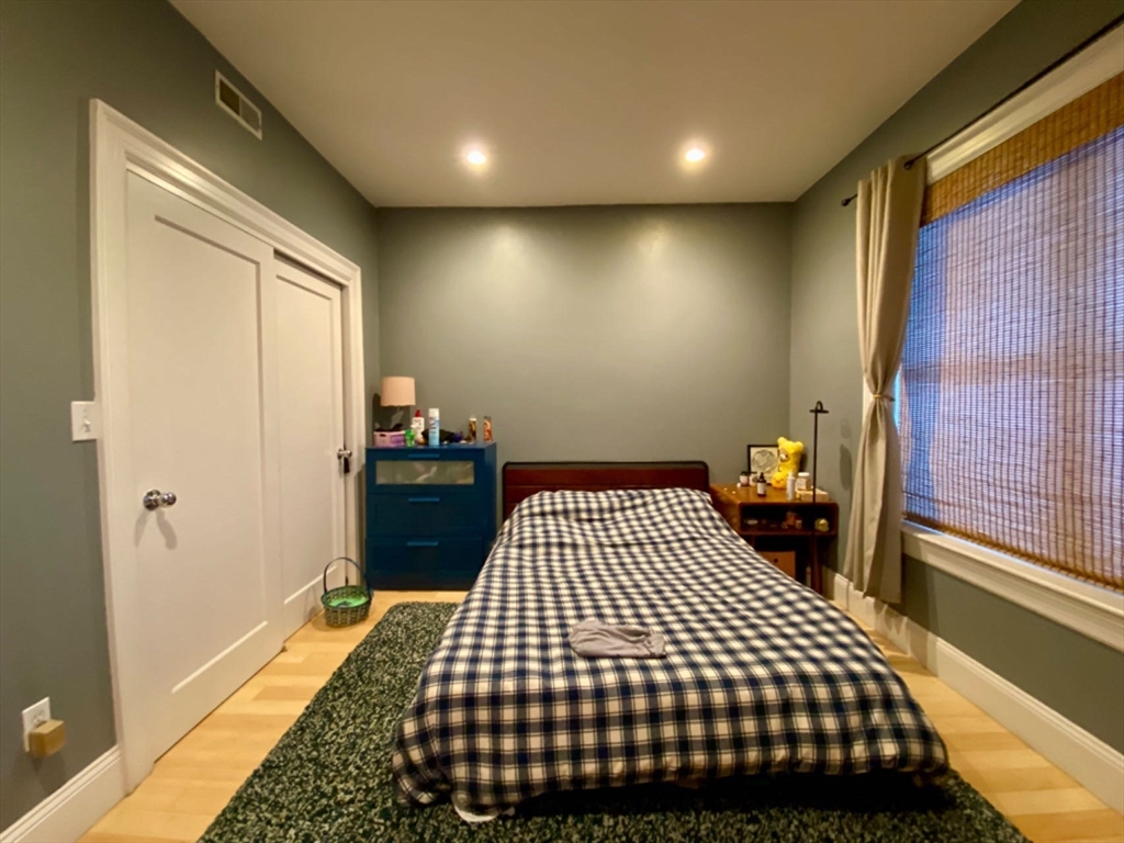 2 bed, 1 bath apartment for rent at 3 Leeds St Unit 2, South Boston — photo 9 of 15