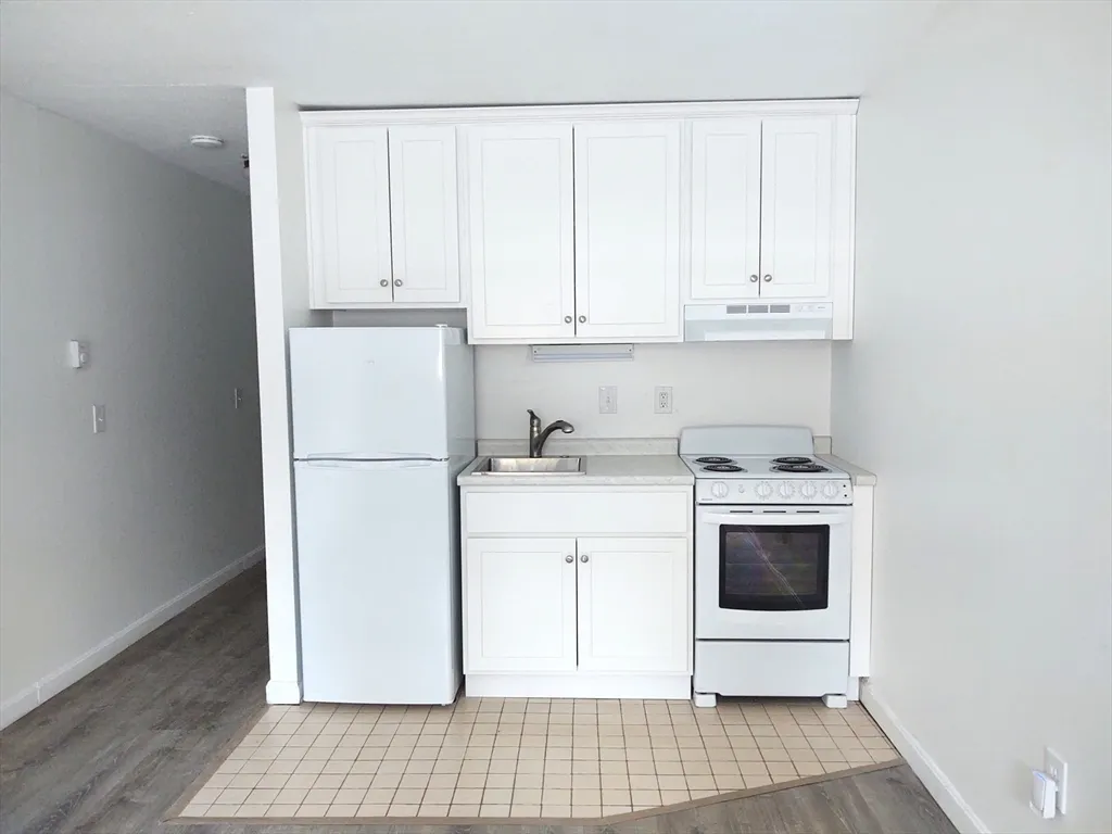 Studio bed, 1 bath apartment for rent at 3 Leonard Rd Unit 3, Boxborough — photo 11 of 31