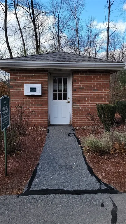 Studio bed, 1 bath apartment for rent at 3 Leonard Rd Unit 3, Boxborough — photo 2 of 31