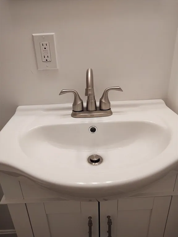 Studio bed, 1 bath apartment for rent at 3 Leonard Rd Unit 3, Boxborough — photo 18 of 31