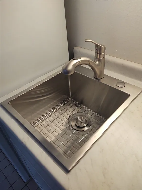 Studio bed, 1 bath apartment for rent at 3 Leonard Rd Unit 3, Boxborough — photo 13 of 31