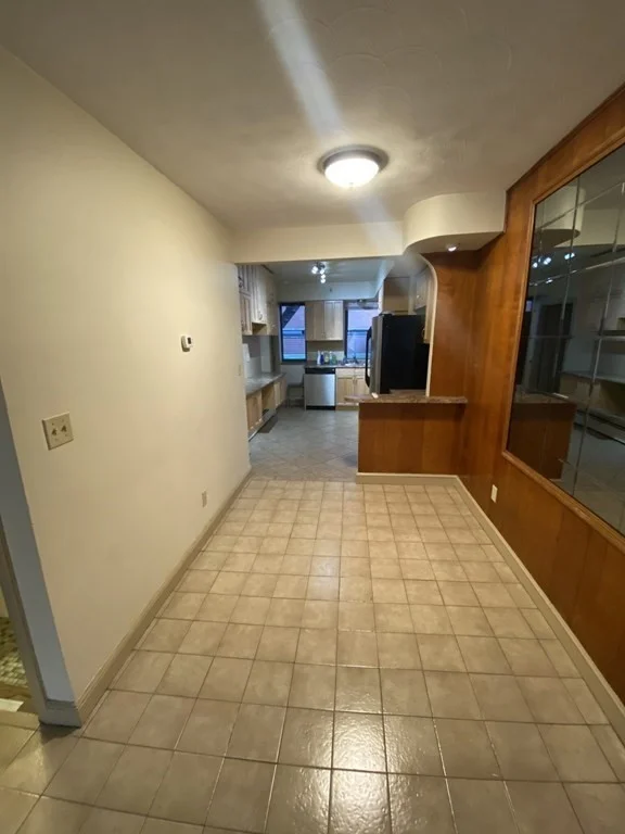 2 bed, 1 bath apartment for rent at 3 Lewis St Unit 1, North End — photo 2 of 13