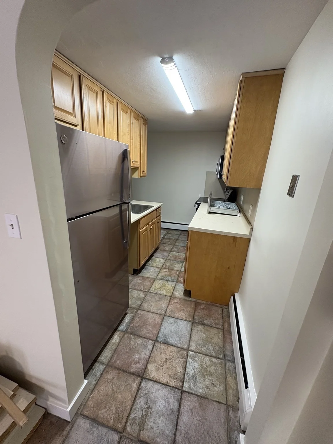 2 bed, 1 bath apartment for rent at 3 Lewis St Unit 2, North End — photo 4 of 16