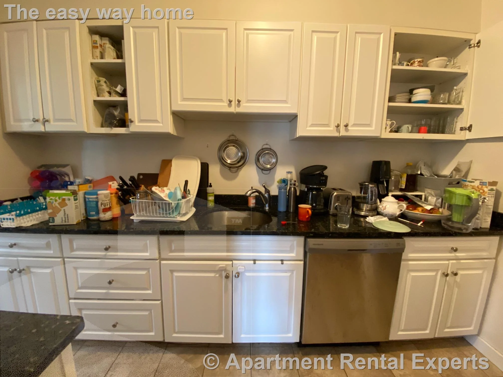 3 bed, 1 bath apartment for rent at 3 Linnaean St Unit 32, Porter Square — photo 2 of 9