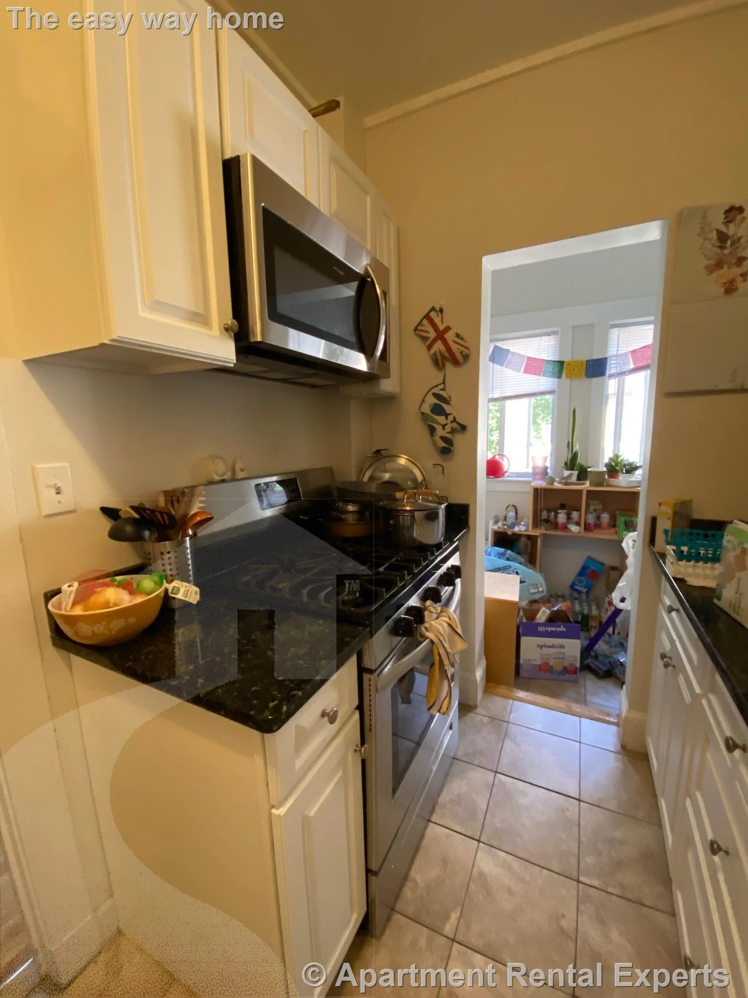 3 bed, 1 bath apartment for rent at 3 Linnaean St Unit 32, Porter Square — photo 3 of 9