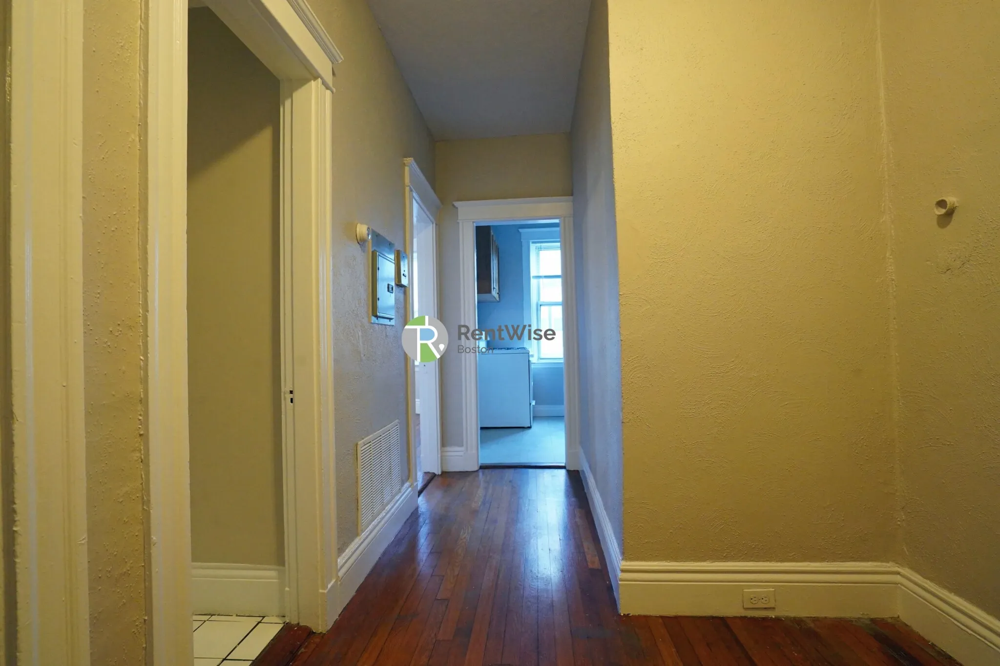 1 bed, 1 bath apartment for rent at 3 Lorraine Ter Unit 1, Allston — photo 6 of 16