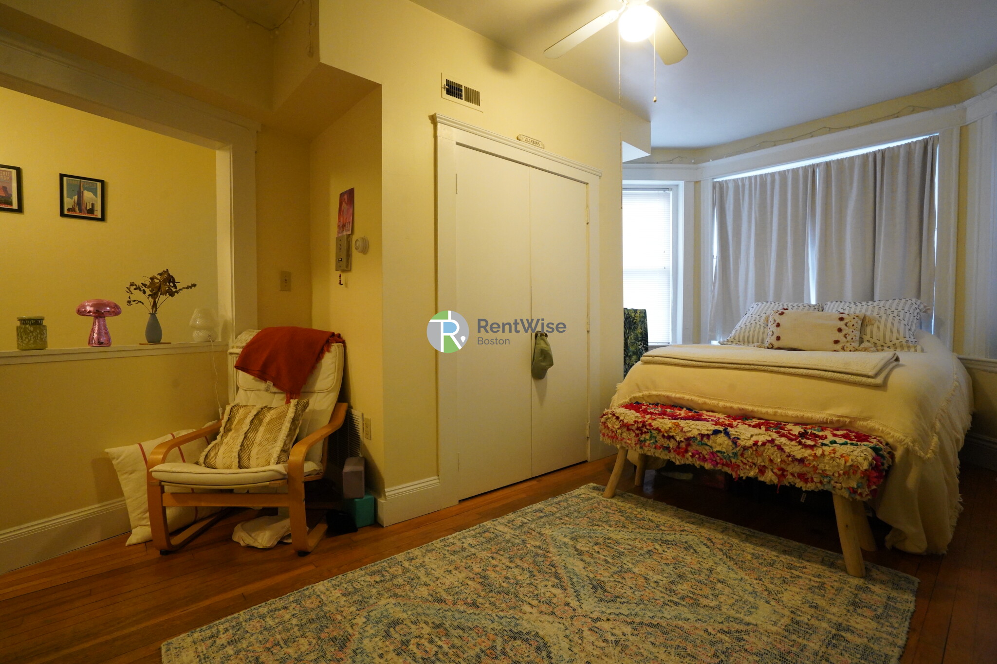 Studio bed, 1 bath apartment for rent at 3 Lorraine Ter Unit 8, Allston — photo 6 of 12