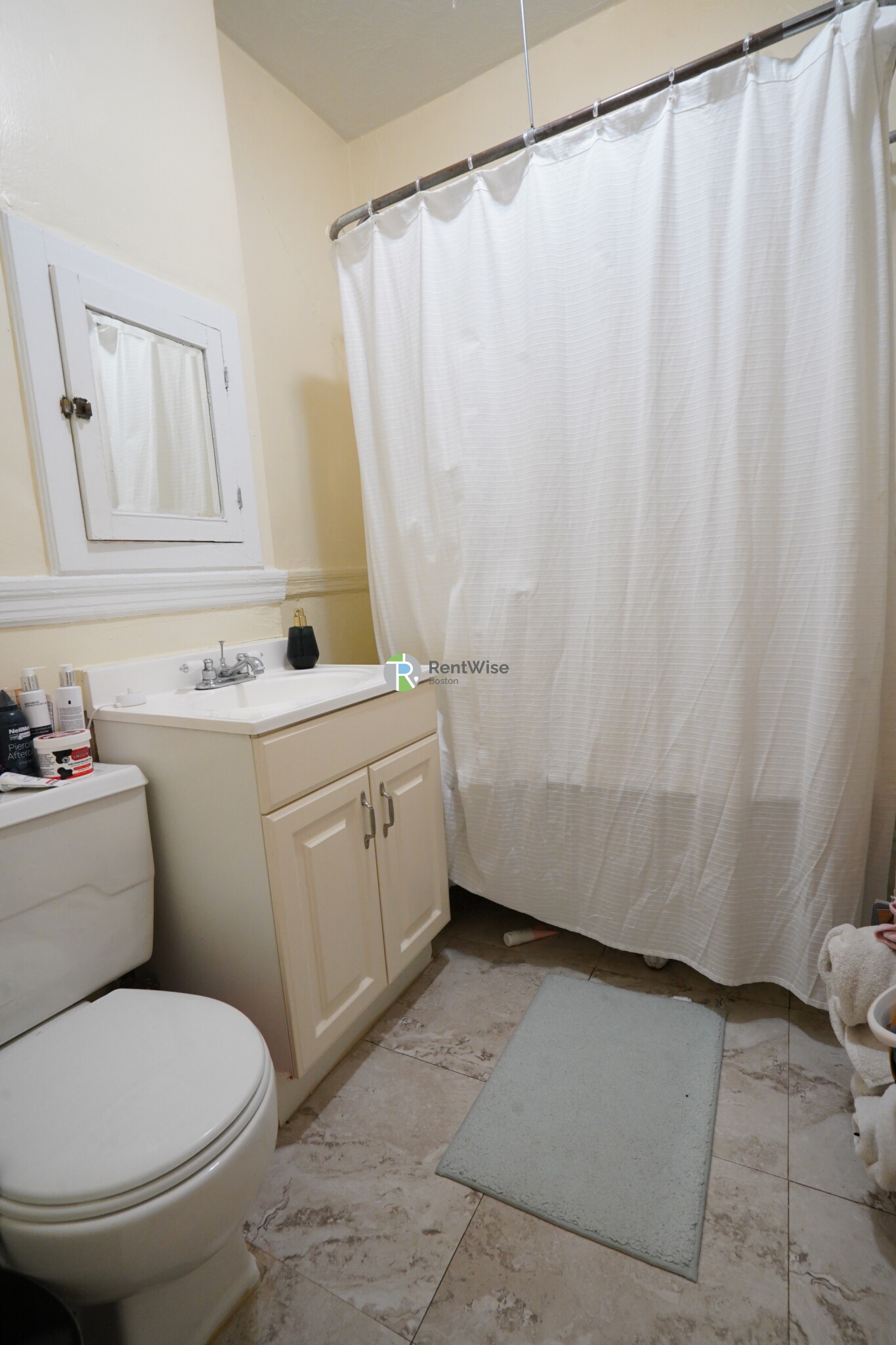Studio bed, 1 bath apartment for rent at 3 Lorraine Ter Unit 8, Allston — photo 8 of 12