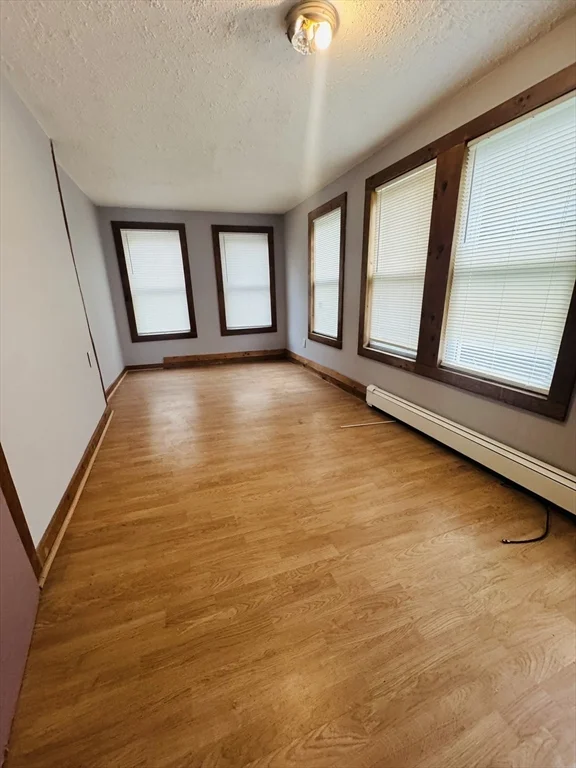 3 bed, 1 bath apartment for rent at 3 Lynn St Unit 1, Fitchburg — photo 5 of 13