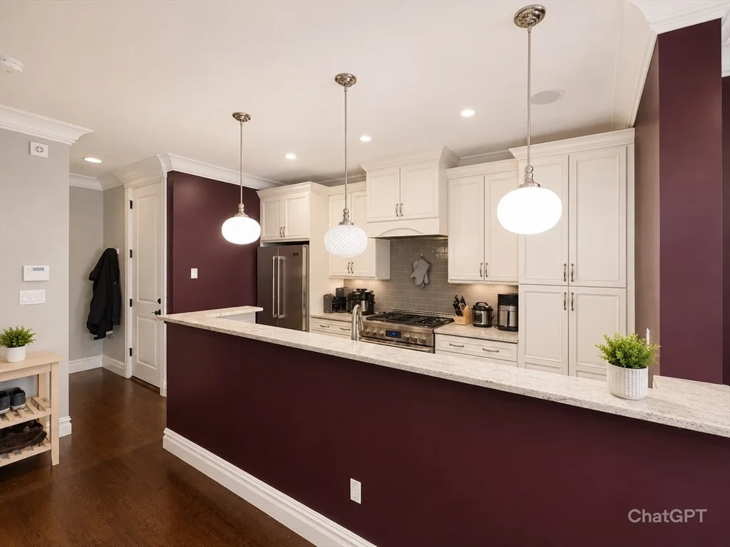4 bed, 2 bath apartment for rent at 3 M St Unit 2, South Boston — photo 4 of 20