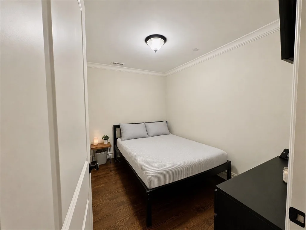 4 bed, 2 bath apartment for rent at 3 M St Unit 2, South Boston — photo 15 of 20