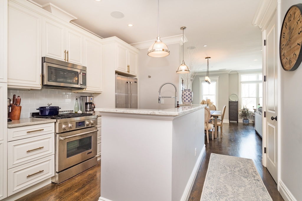 2 bed, 2 bath apartment for rent at 3 M St Unit 4, South Boston — photo 5 of 15