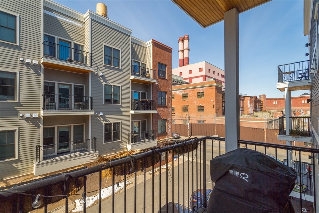 2 bed, 2 bath apartment for rent at 3 M St Unit 4, South Boston — photo 12 of 15