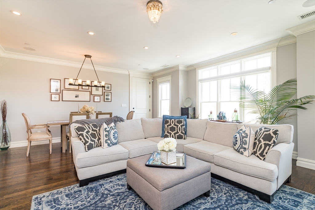 2 bed, 2 bath apartment for rent at 3 M St Unit 4, South Boston — photo 3 of 15