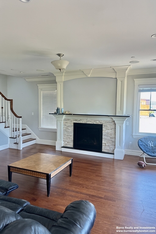 3 bed, 2 bath apartment for rent at 3 M St Unit 5, South Boston — photo 2 of 8