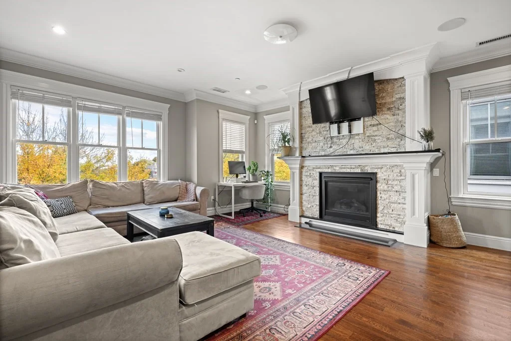2 bed, 2 bath apartment for rent at 3 M St Unit 6, South Boston — photo 1 of 28