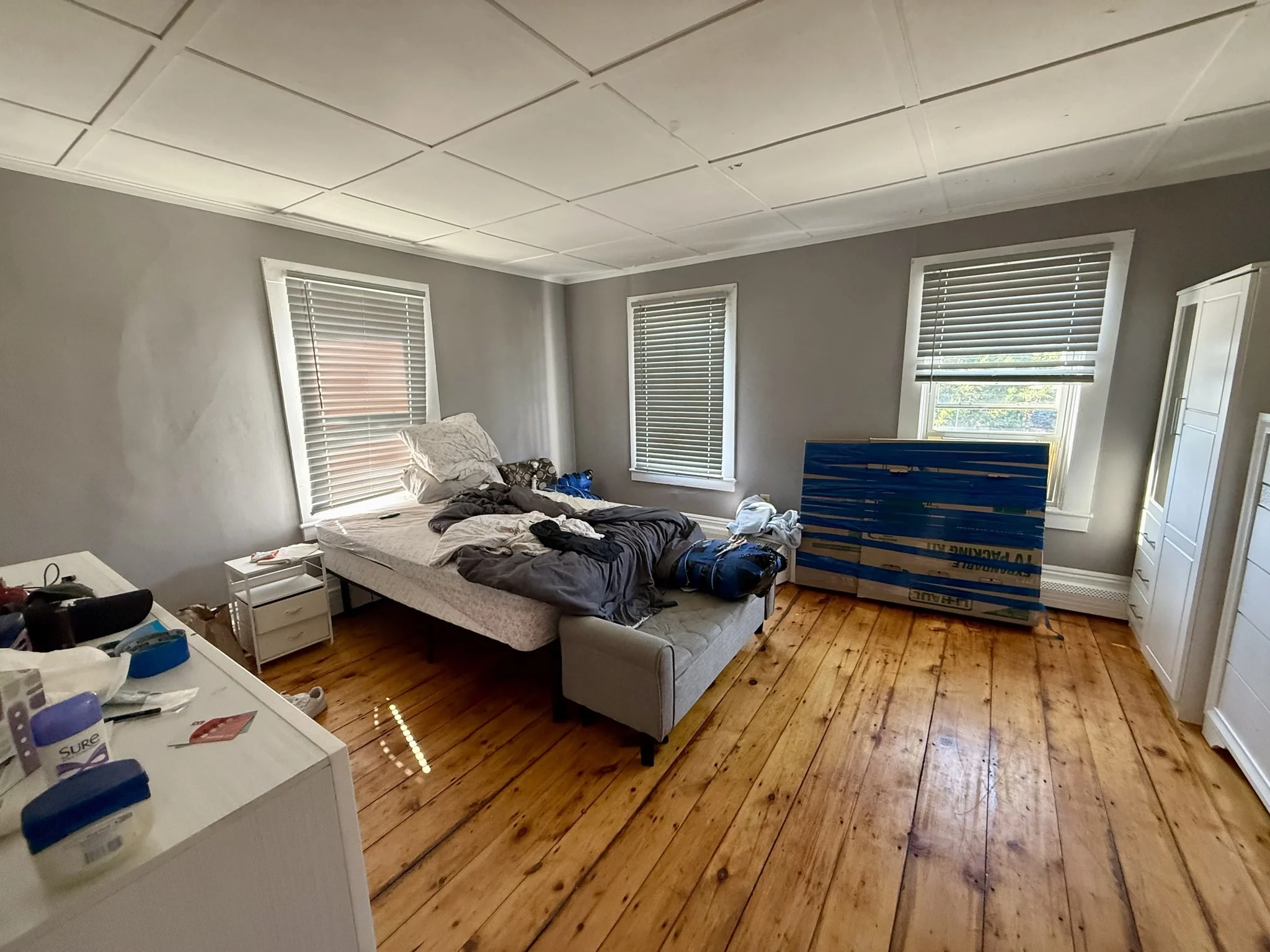 2 bed, 1 bath apartment for rent at 3 Main St Unit 2, Kingston — photo 11 of 12