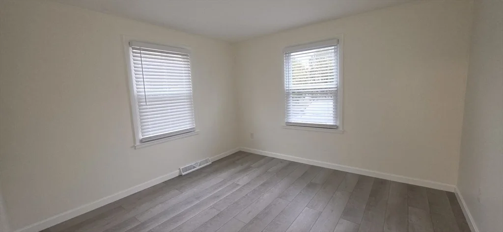 2 bed, 1 bath apartment for rent at 3 Maple Ave Unit 2, Oxford — photo 6 of 16
