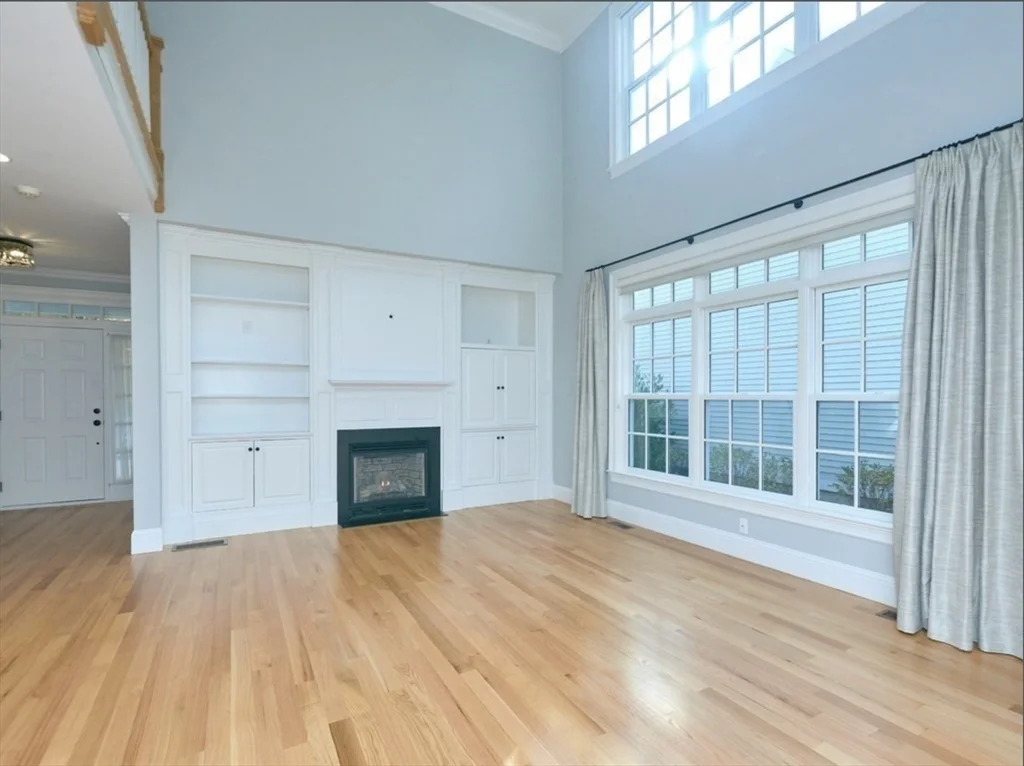 2 bed, 2 bath apartment for rent at 3 Maple St Unit 3, Medfield — photo 2 of 42