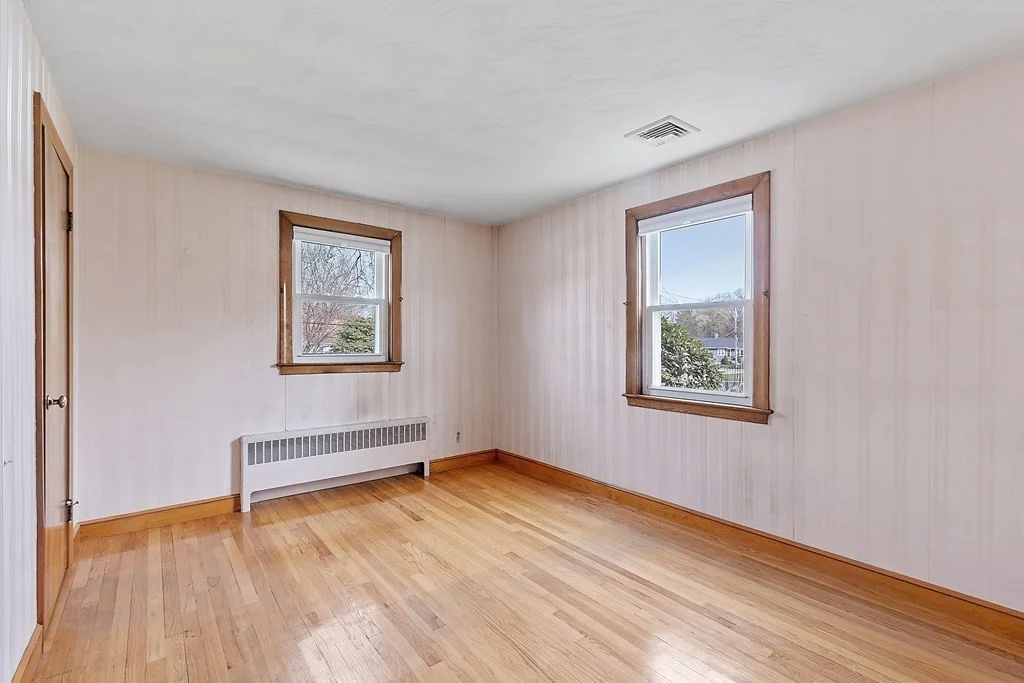 3 bed, 1 bath apartment for rent at 3 Melo Rd, Woburn — photo 15 of 21