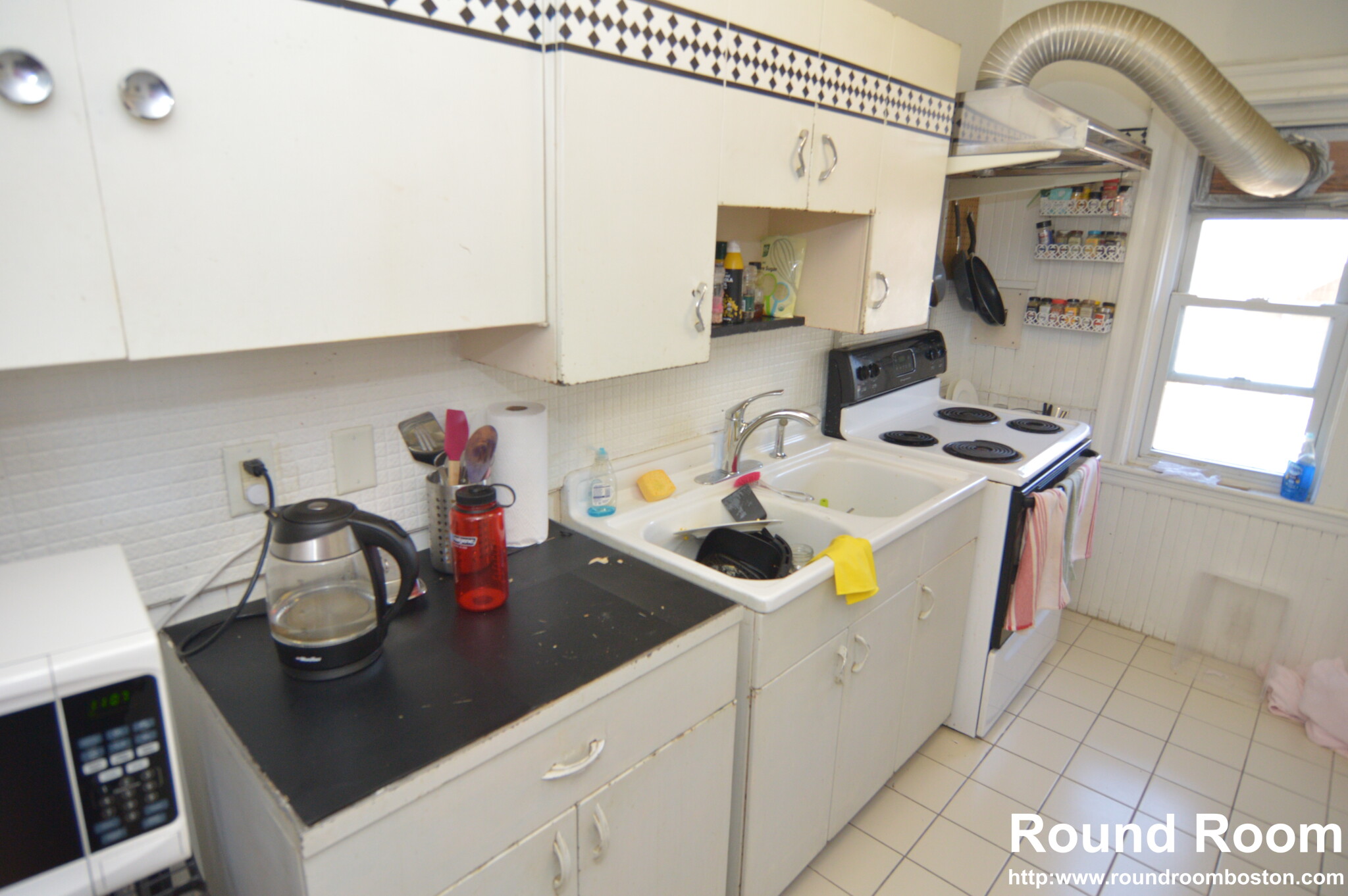 3 bed, 1 bath apartment for rent at 3 Melton Rd Unit 3, Brighton — photo 6 of 18