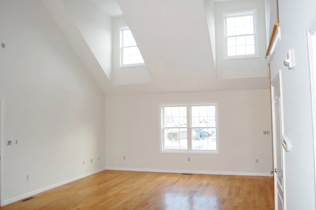 2 bed, 1 bath apartment for rent at 3 Merrimac Way Unit I, Tyngsborough — photo 7 of 7