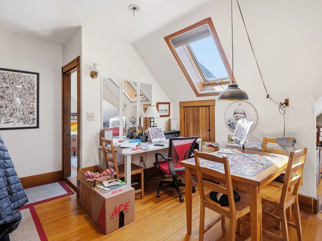 2 bed, 1 bath apartment for rent at 3 Monmouth St Unit 5, Spring Hill — photo 10 of 29
